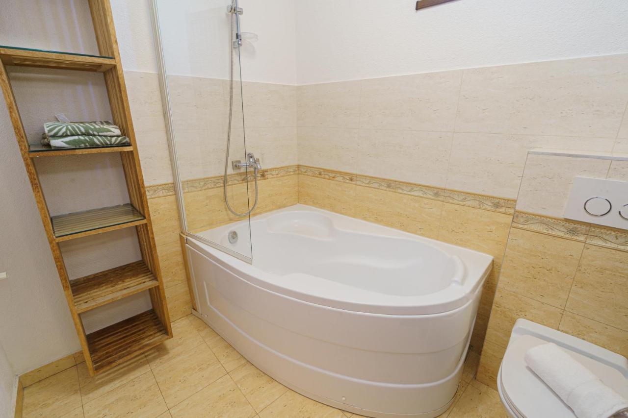 5* Mansion In City Center Клуж-Напока Экстерьер фото