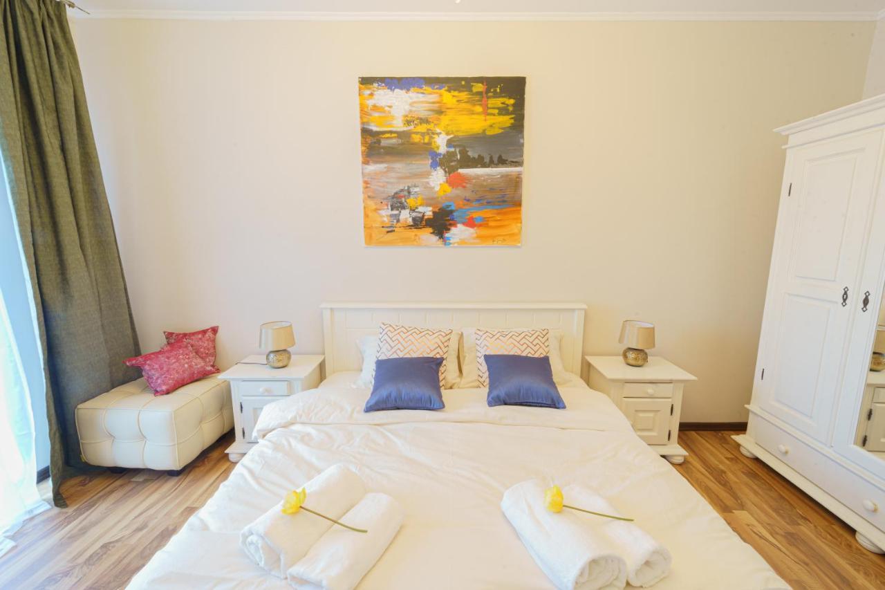 5* Mansion In City Center Клуж-Напока Экстерьер фото